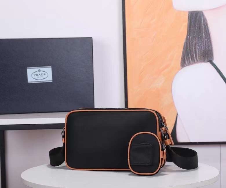 Prada 164 7