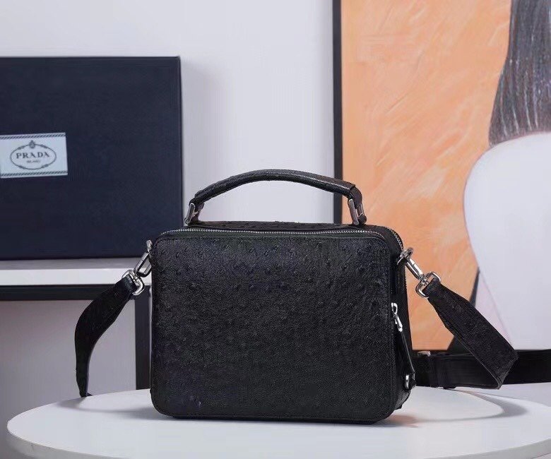 Prada 187 7