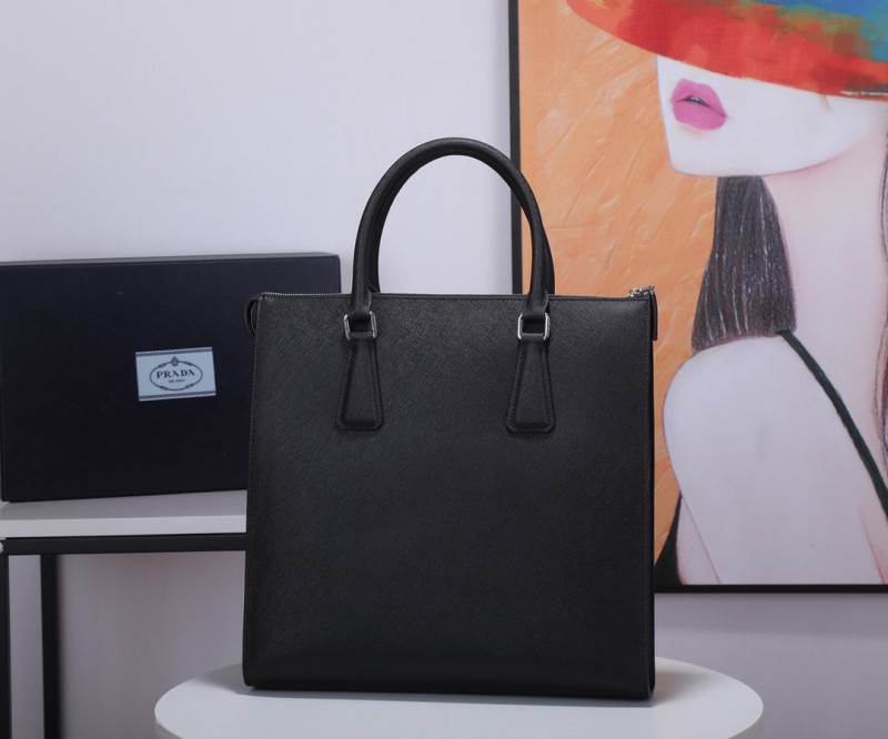 Prada 196 7