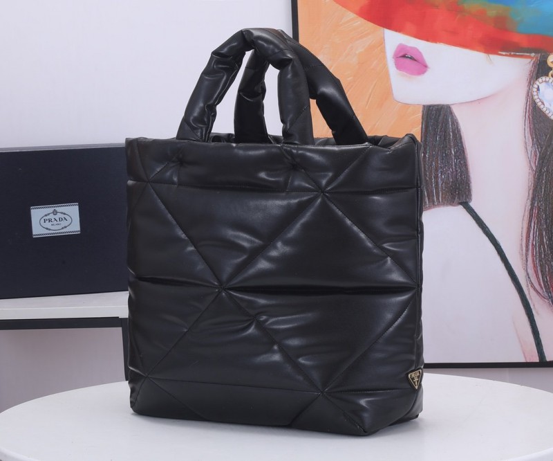 Prada 208 7