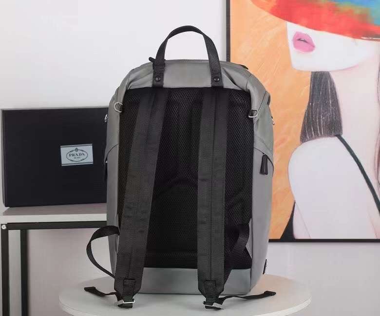 Prada 221 7