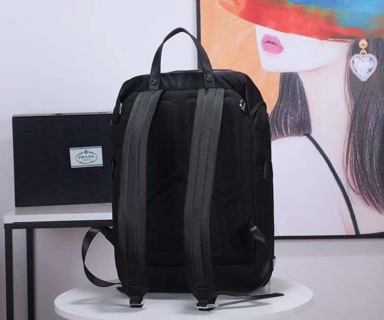 Prada 223 7