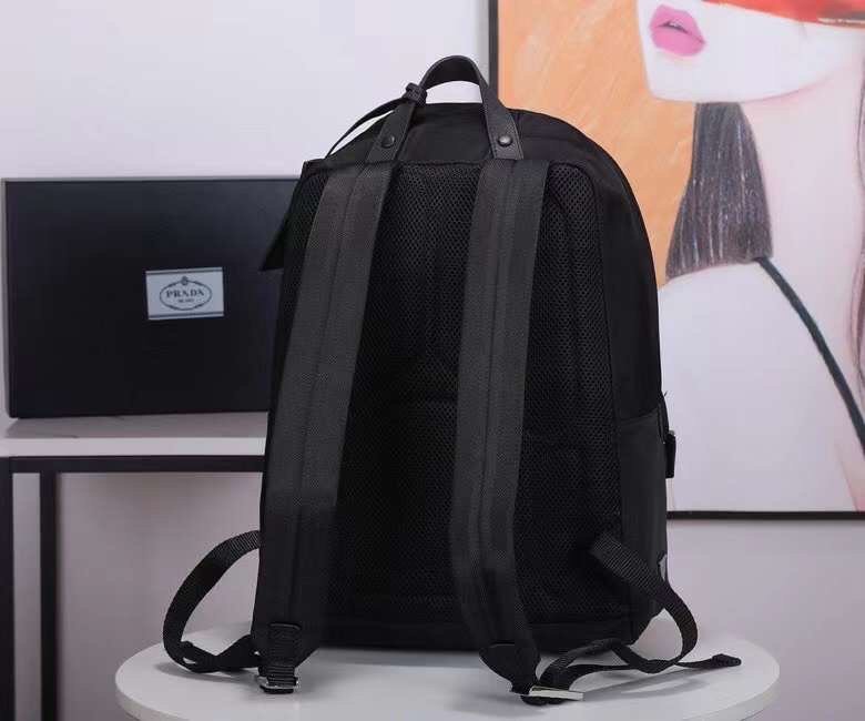 Prada 226 7