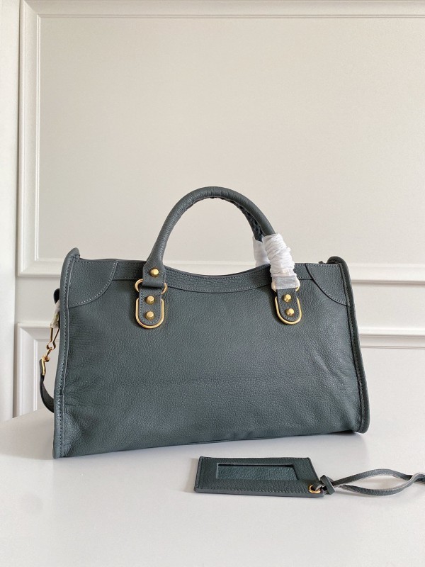 Balenciaga 058 7