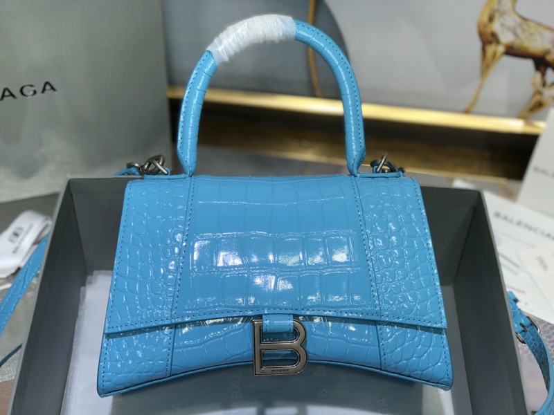 Balenciaga 104 7