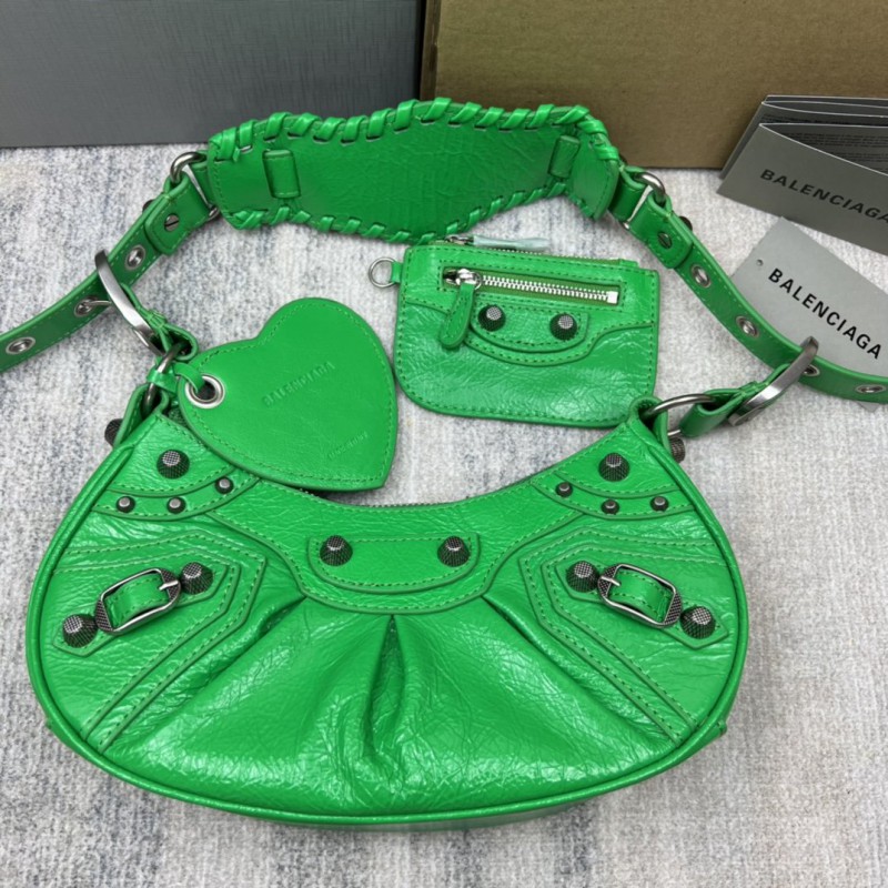 Balenciaga 134 7