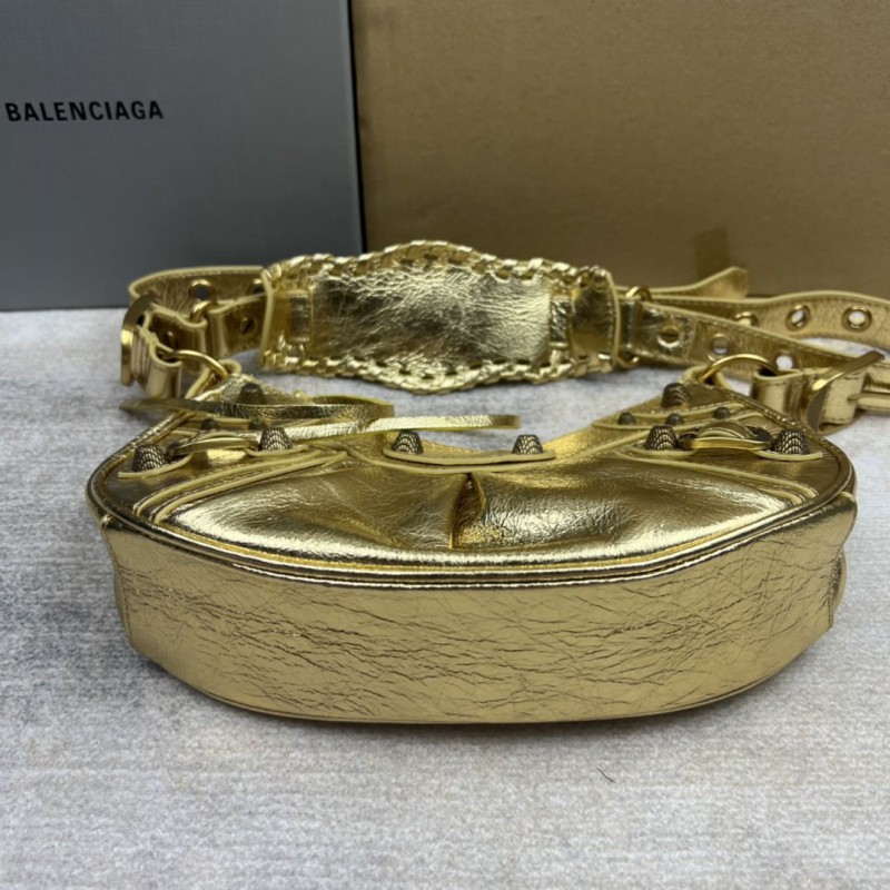Balenciaga 135 7