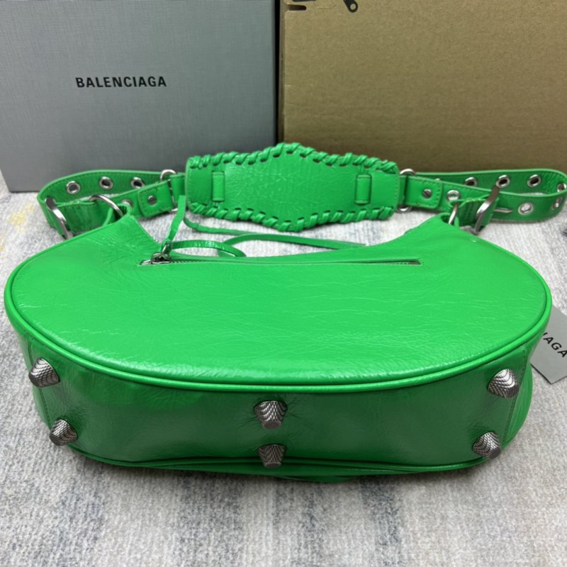 Balenciaga 143 7