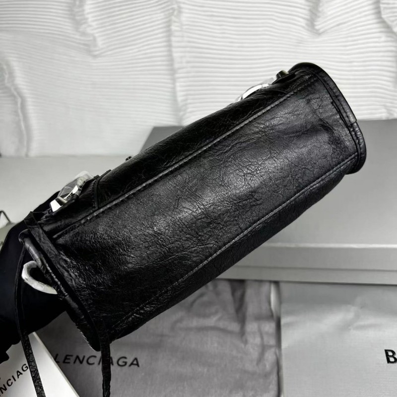 Balenciaga 148 7