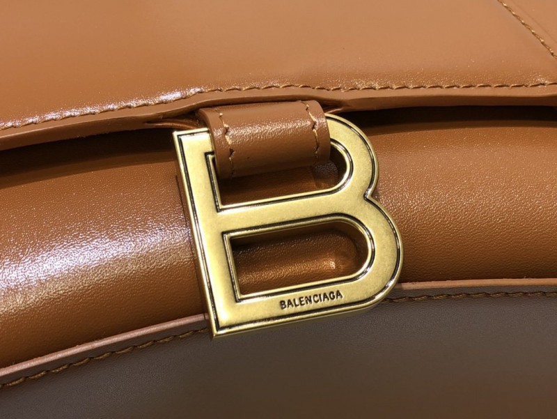 Balenciaga 102 7