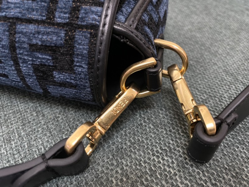 Fendi 007 7