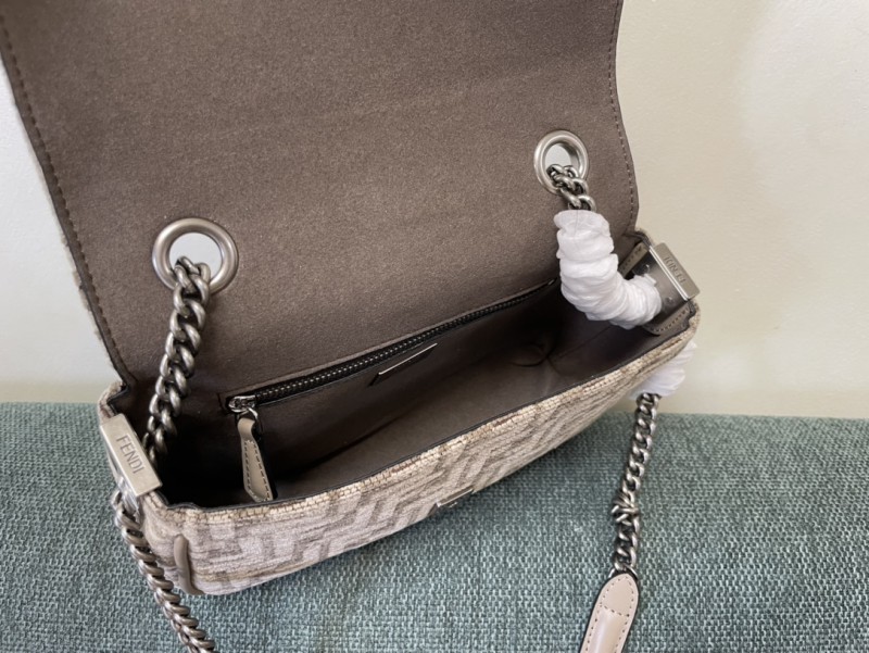 Fendi 009 7