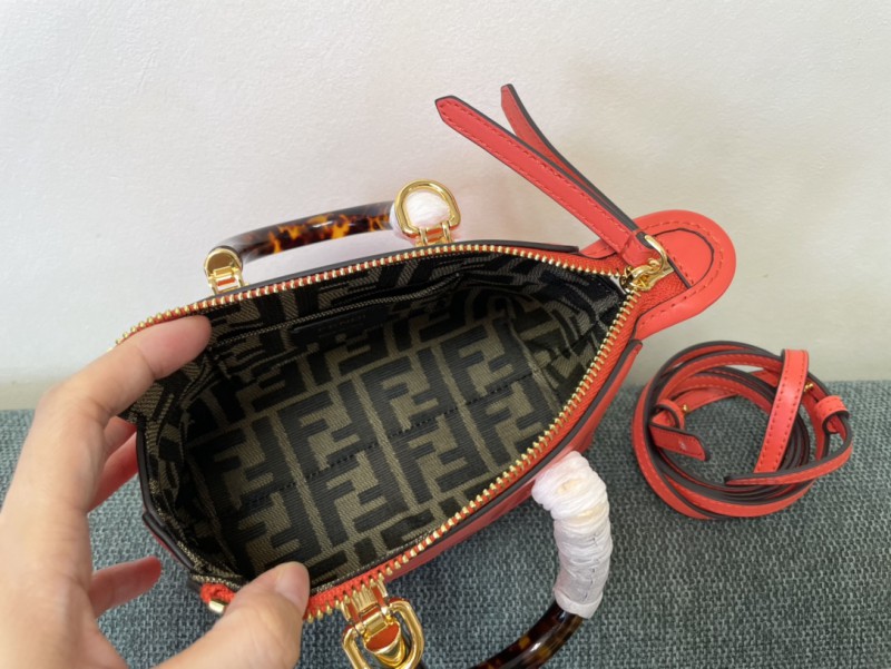 Fendi 042 7