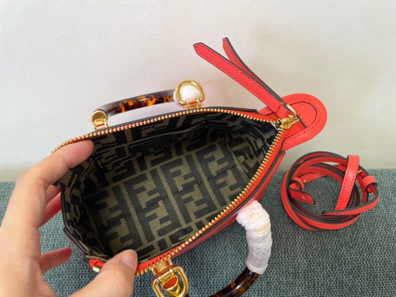 Fendi 049 7