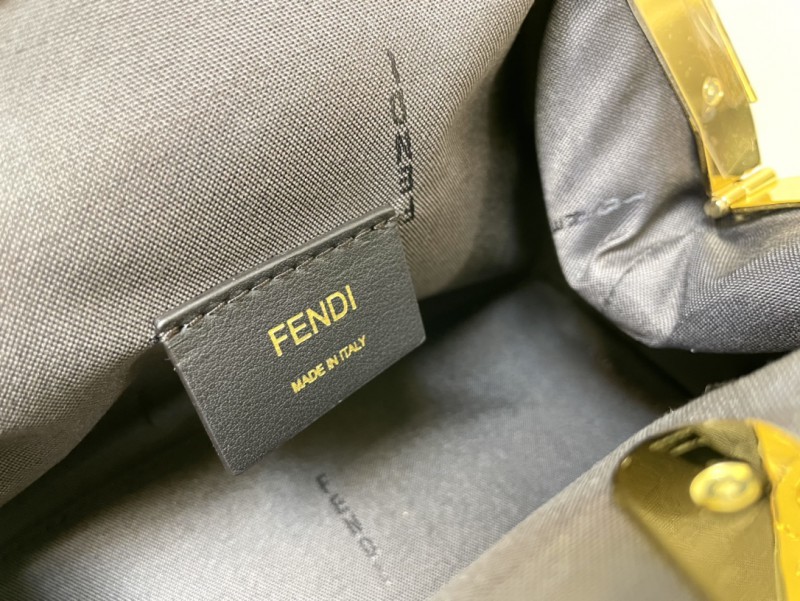 Fendi 052 7