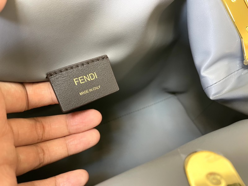 Fendi 054 7