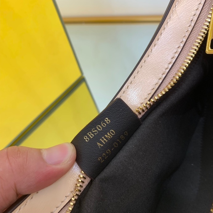 Fendi 057 7
