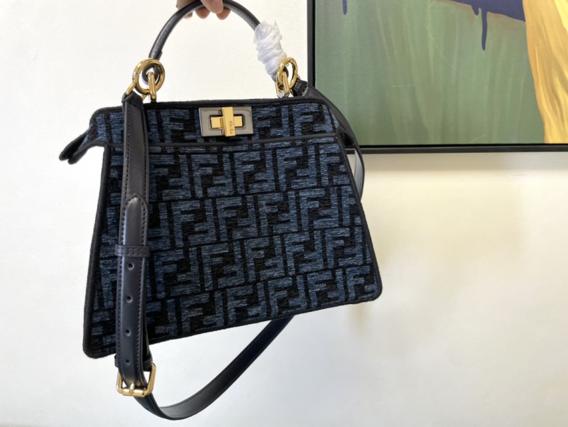 Fendi 066 7
