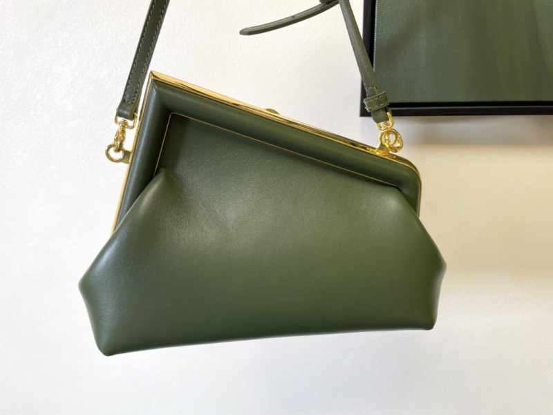 Fendi 074 7
