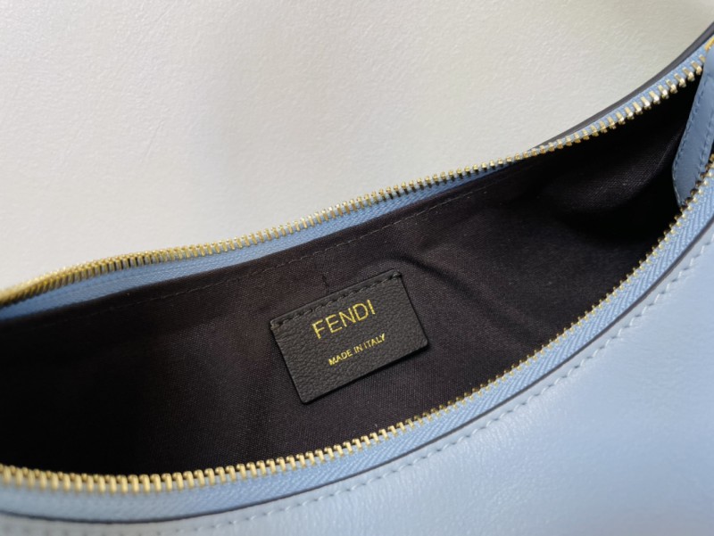Fendi 081 7