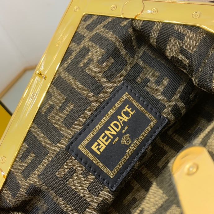 Fendi 091 7