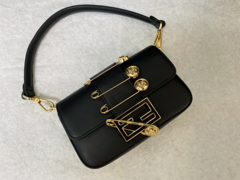 Fendi 099 7