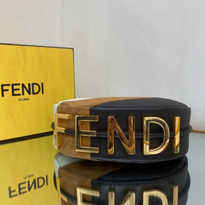 Fendi 119 7
