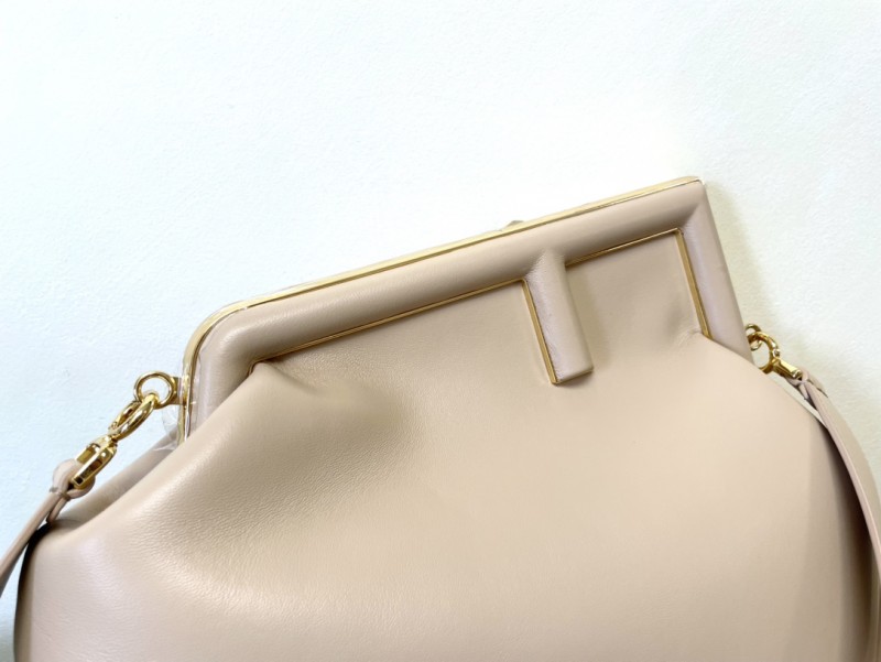 Fendi 138 7
