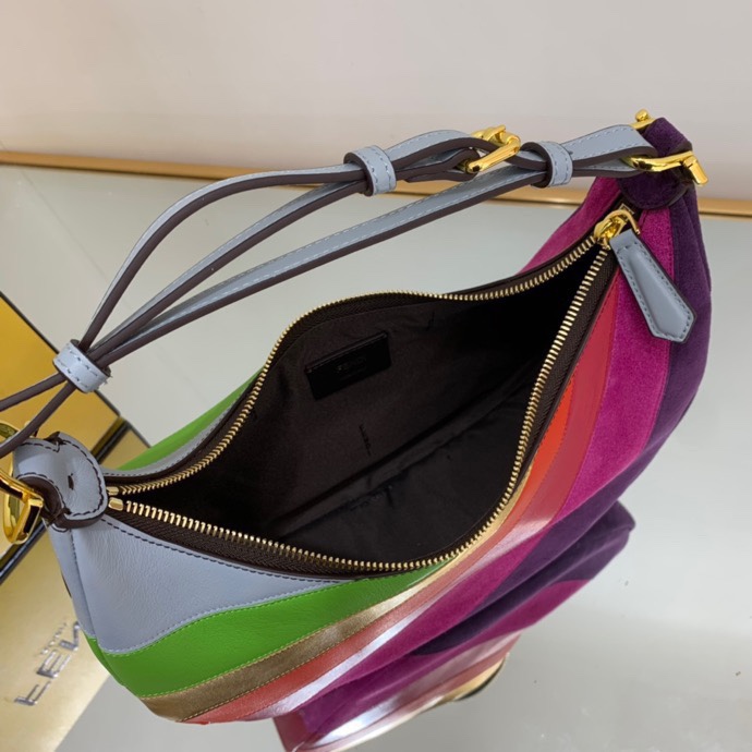 Fendi 142 7
