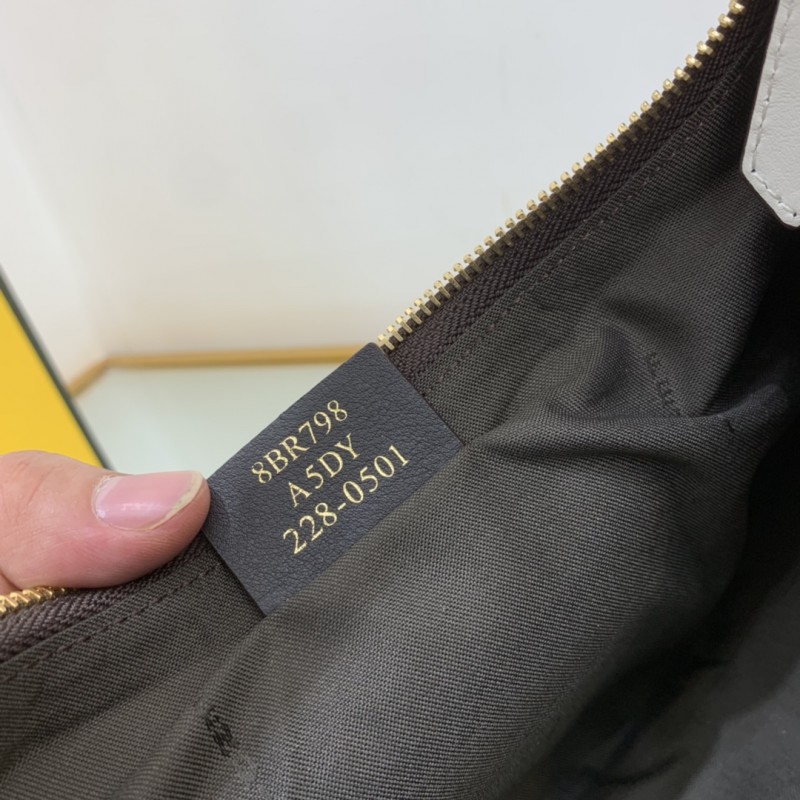 Fendi 148 7