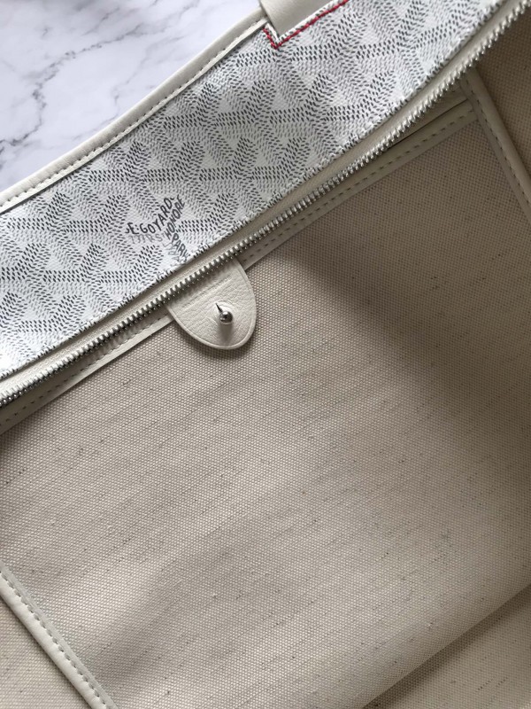 Goyard 104 7