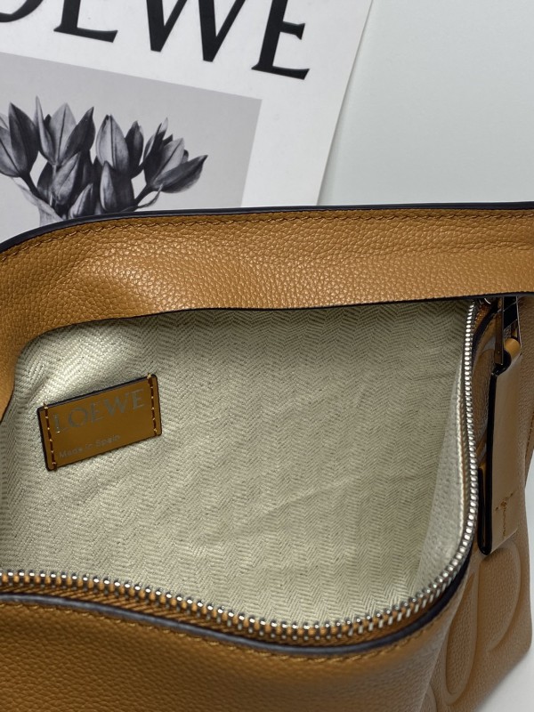 Loewe 008 7