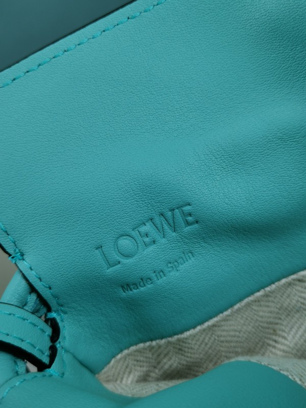 Loewe 011 7