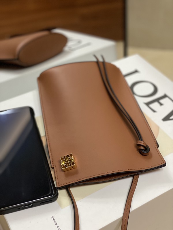 Loewe 025 7