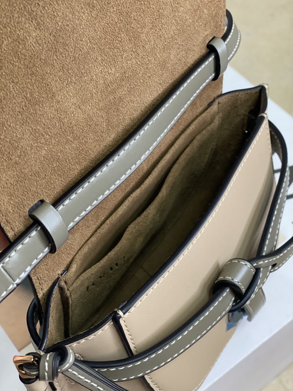 Loewe 026 7