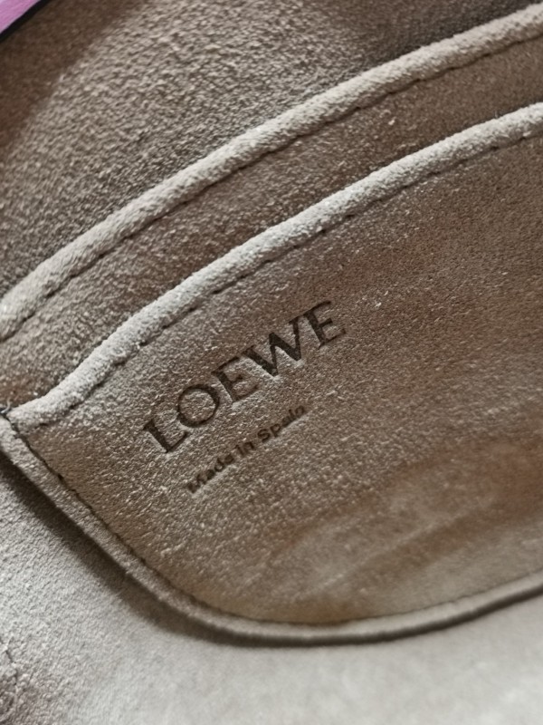 Loewe 037 7