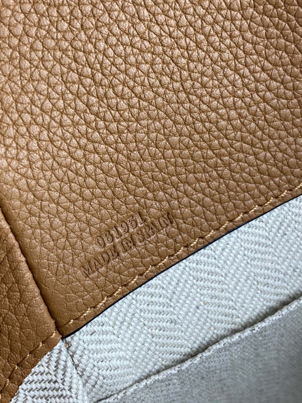 Loewe 061 7