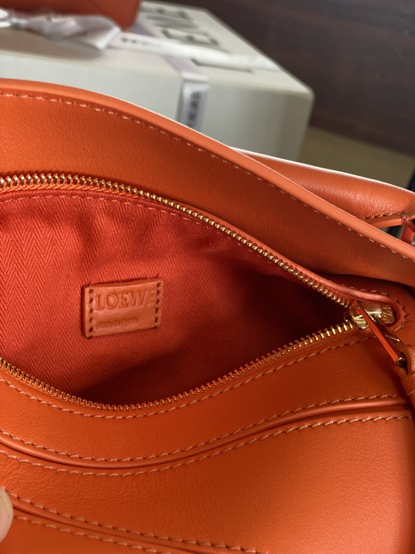 Loewe 082 7