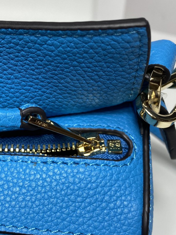 Loewe 099 7
