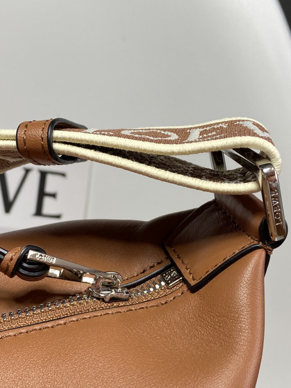 Loewe 128 7