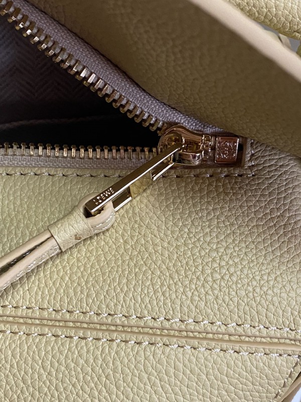 Loewe 132 7