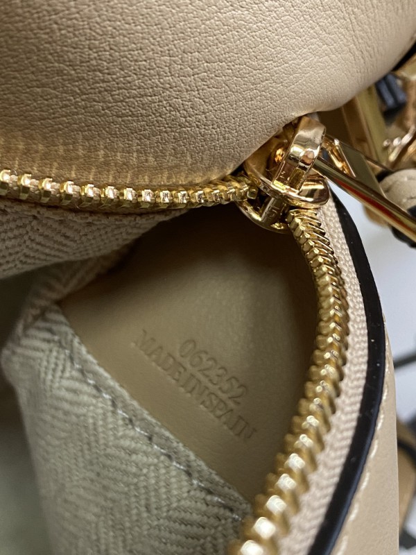 Loewe 146 7