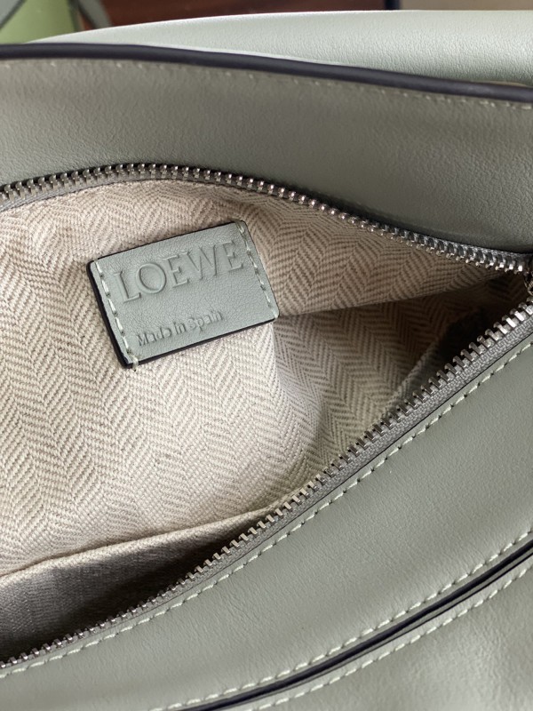 Loewe 147 7