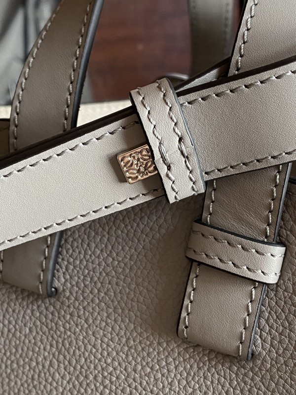 Loewe 156 7
