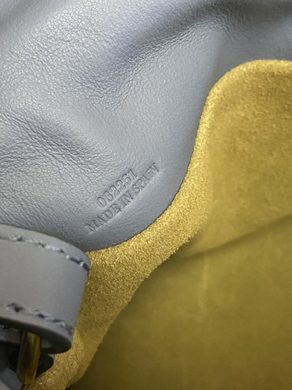 Loewe 157 7