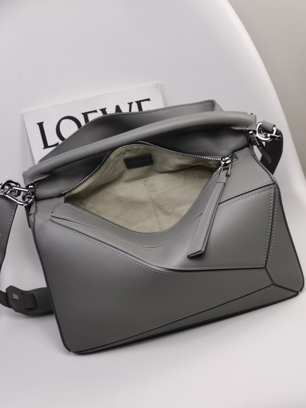 Loewe 166 7