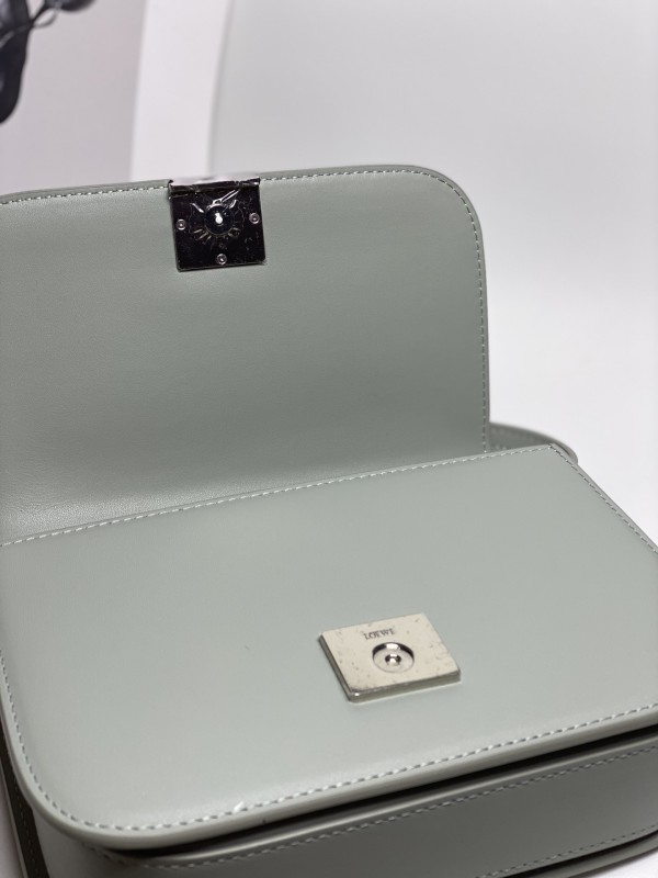 Loewe 181 7