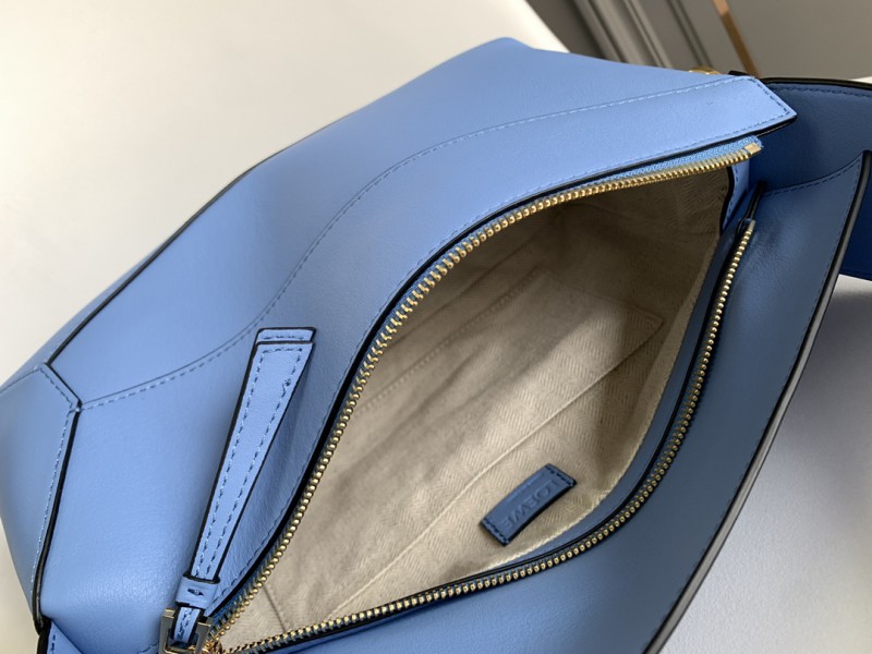 Loewe 211 7