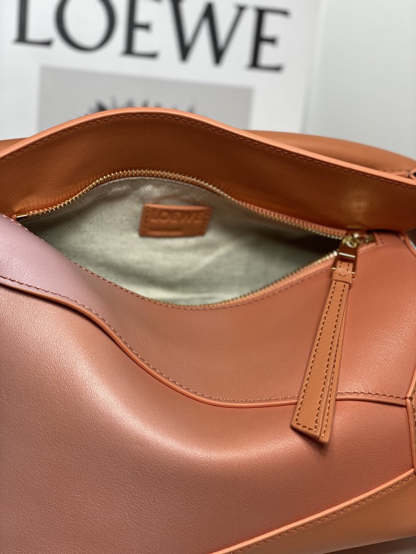 Loewe 216 7