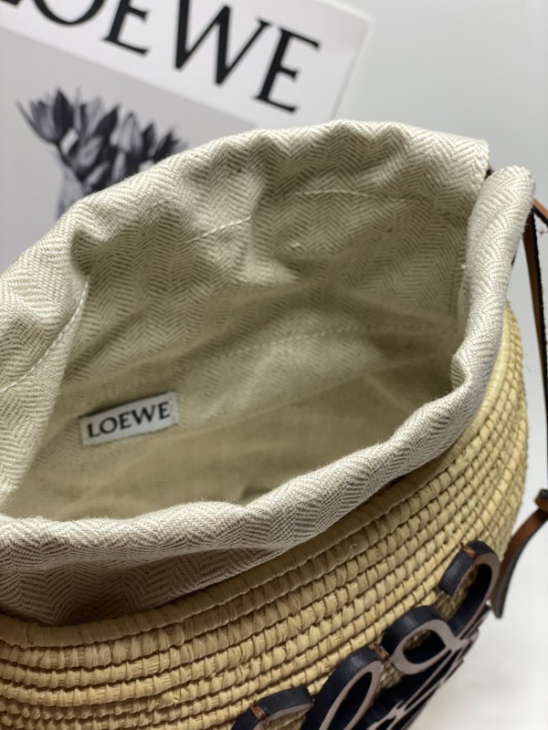 Loewe 222 7
